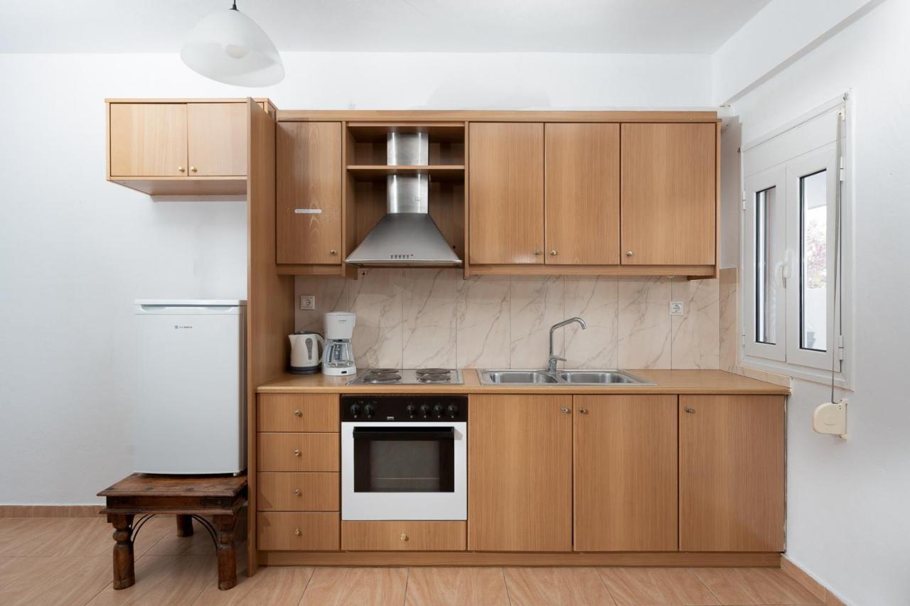 Mtc-D Apartments By The Sea And Airport Pórto Ráfti المظهر الخارجي الصورة